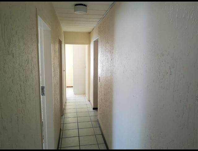 3 BEDROOM FLAT TO LET IN VANDERBIJLPARK SW 5